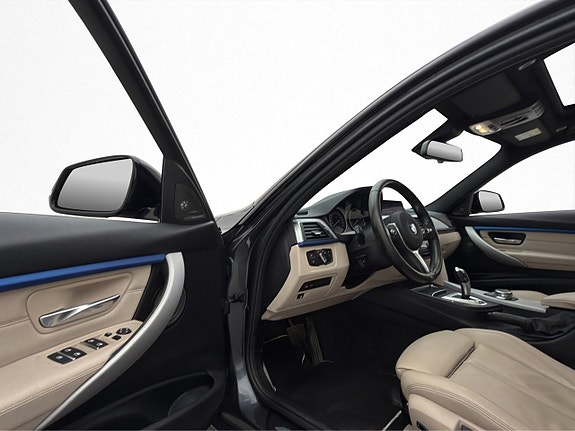 BMW 330e 13 of 30