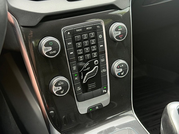 Volvo V40 13 of 18