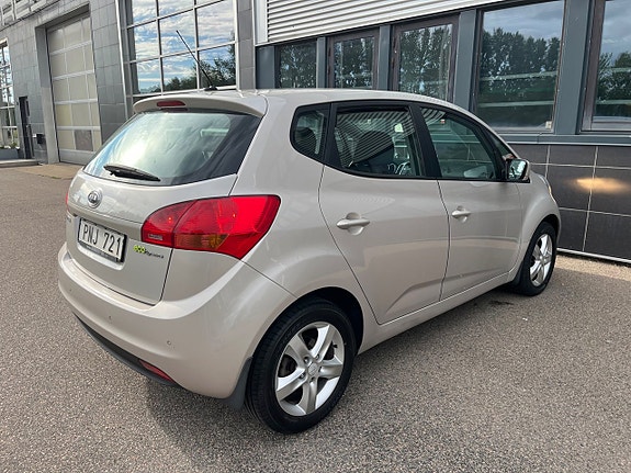 Kia Venga 4 of 5