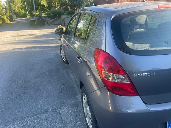 Hyundai i20 3 of 6