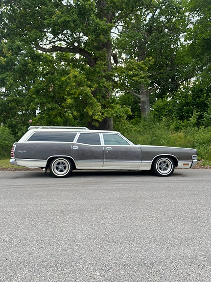 Mercury Marquis 3 of 5
