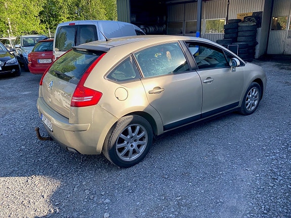 Citroen C4 9 of 10