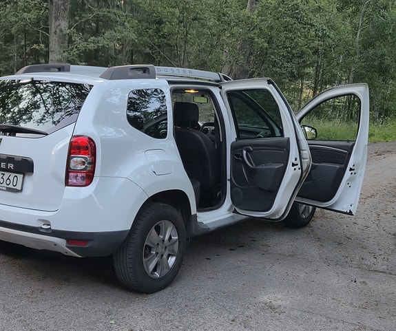 Dacia Duster 6 of 21