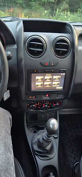 Dacia Duster 10 of 21