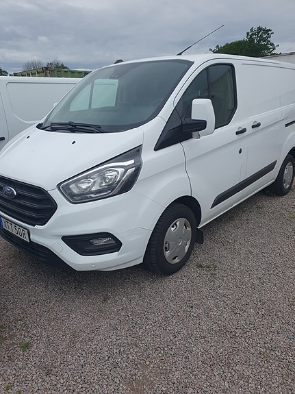 Ford Transit Custom 3 of 7