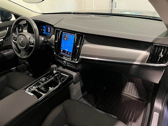 Volvo V90 15 of 29