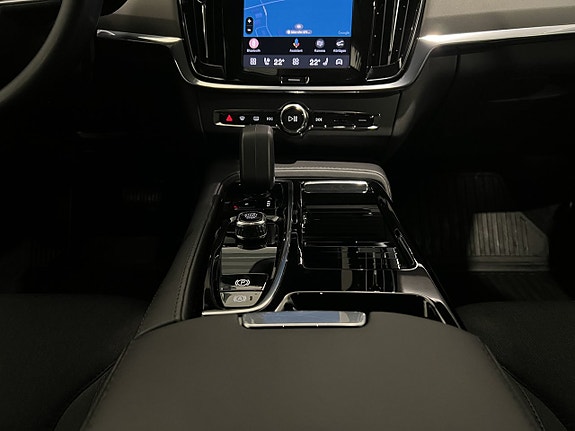 Volvo V90 18 of 29