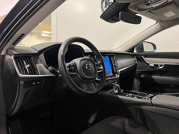 Volvo V90 6 of 29