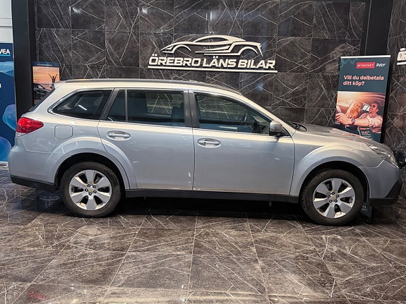Subaru Outback 10 of 19
