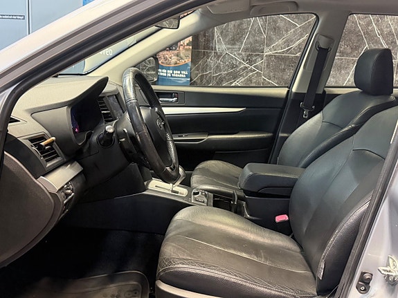Subaru Outback 16 of 19