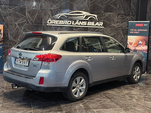 Subaru Outback 4 of 5