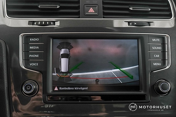 Volkswagen Golf Alltrack 15 of 21