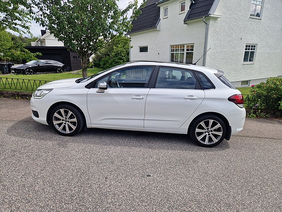 Citroen C4 2 of 5