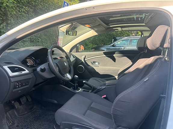 Renault Megane III 5 of 5