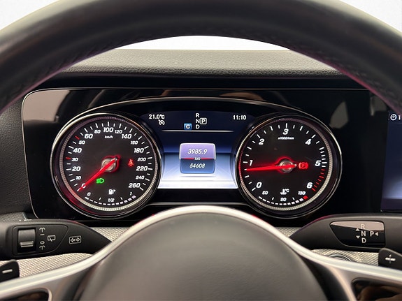 Mercedes-Benz E200 14 of 30