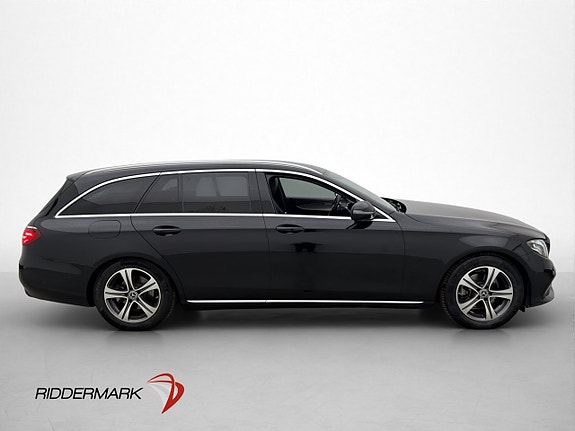Mercedes-Benz E200 4 of 30
