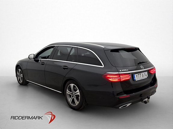 Mercedes-Benz E200 8 of 30