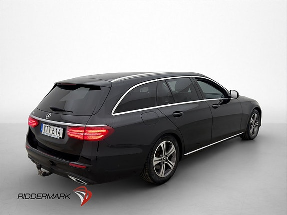 Mercedes-Benz E200 5 of 30