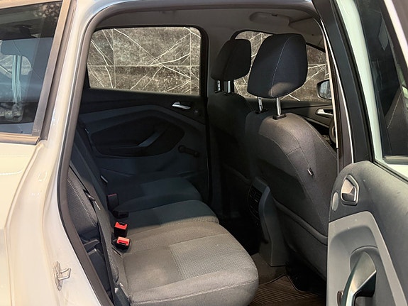 Ford C-Max 15 of 18
