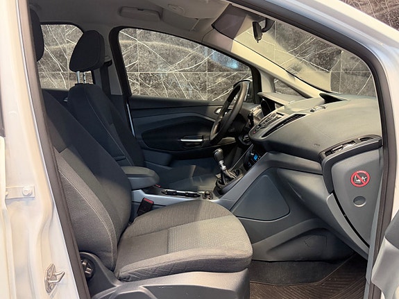 Ford C-Max 14 of 18