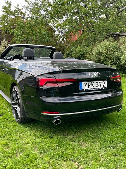 Audi Cabriolet 2 of 5