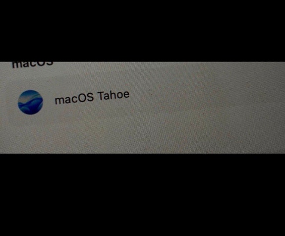 Apple MacBook Pro 13 M1 chip 2020 model i absolut fint skick 100% batteri! image 2