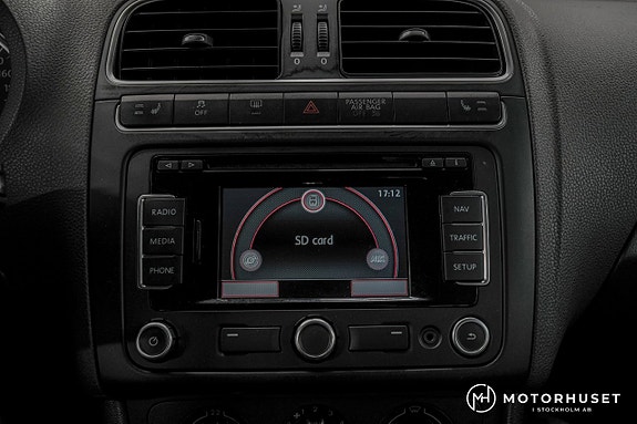 Volkswagen Polo 13 of 15