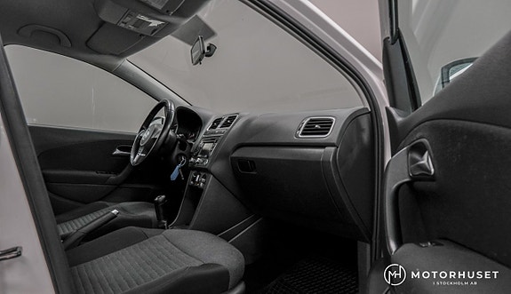 Volkswagen Polo 9 of 15