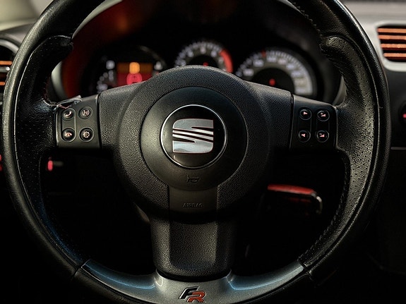 Seat Leon 21 of 26