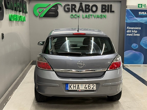 Opel Astra 8 of 21