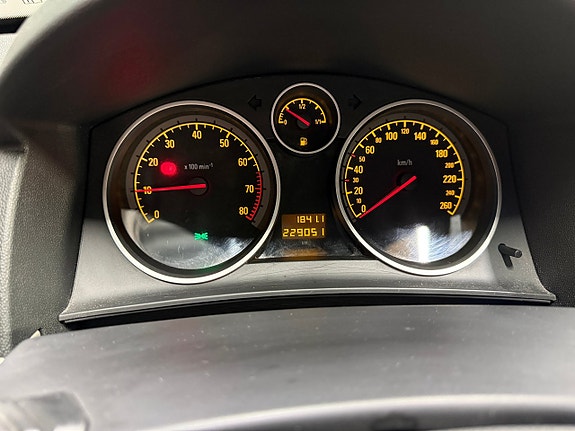 Opel Astra 15 of 21