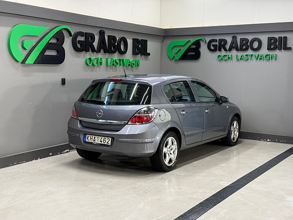 Opel Astra 5 of 5