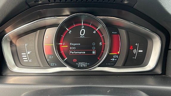 Volvo V70 5 of 5