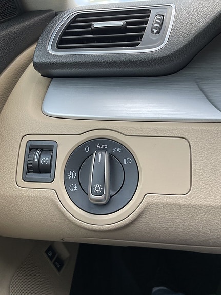 Volkswagen CC 11 of 22