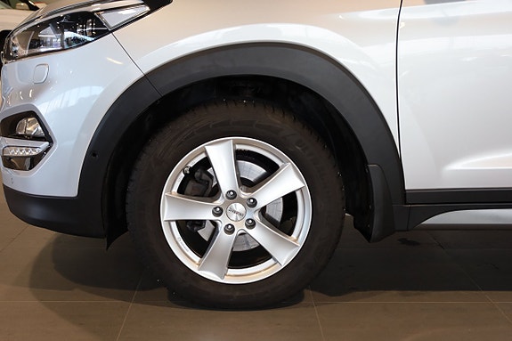 Hyundai Tucson 7 of 30