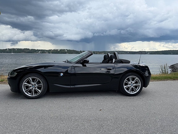 BMW Z4 2 of 5