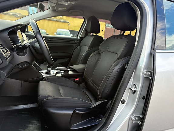 Renault Megane 9 of 13