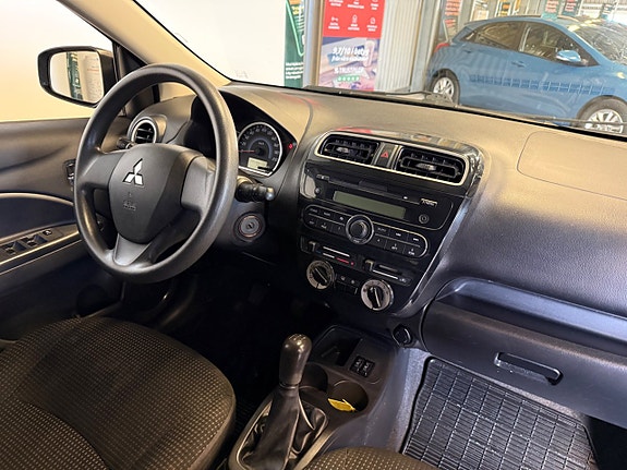 Mitsubishi Space Star 9 of 13