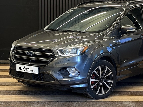 Ford Kuga 3 of 26