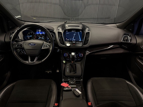 Ford Kuga 16 of 26
