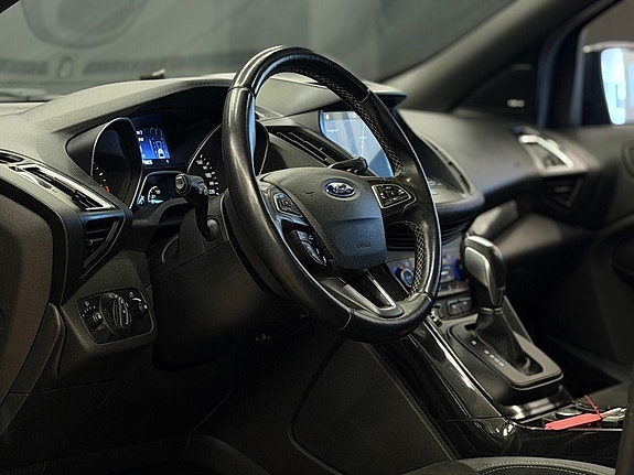 Ford Kuga 14 of 26