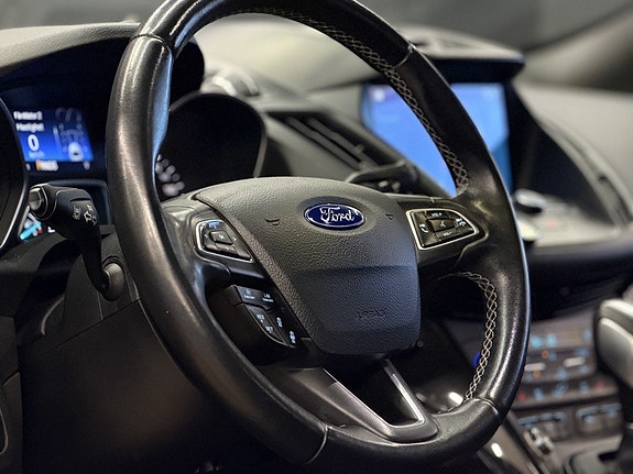 Ford Kuga 15 of 26