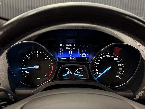 Ford Kuga 19 of 26