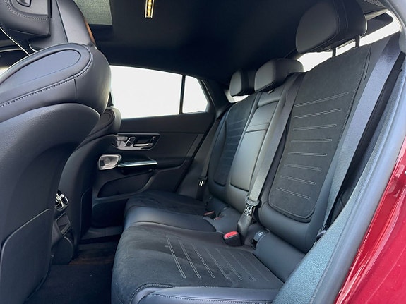 Mercedes-Benz GLC300 de 19 of 27