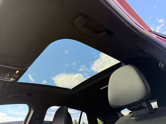 Mercedes-Benz GLC300 de 3 of 5