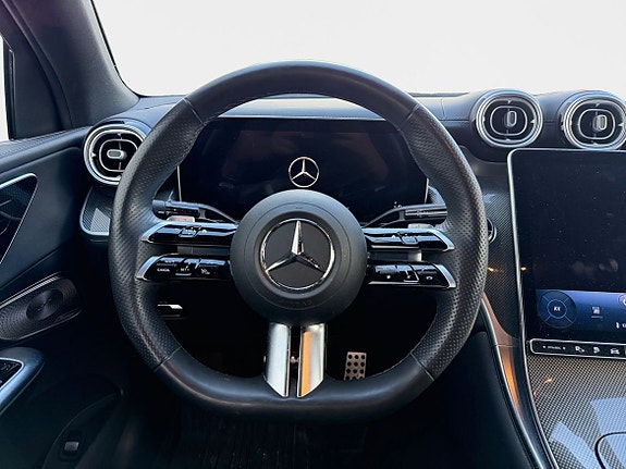 Mercedes-Benz GLC300 de 9 of 27