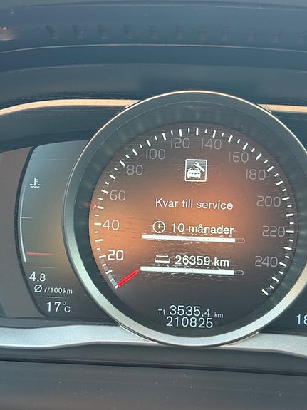 Volvo V60 5 of 5
