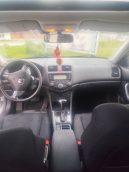 Honda Accord 4 of 5