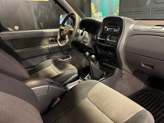 Nissan Navara 23 of 23