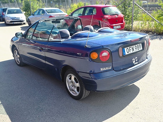 Renault Megane 9 of 17